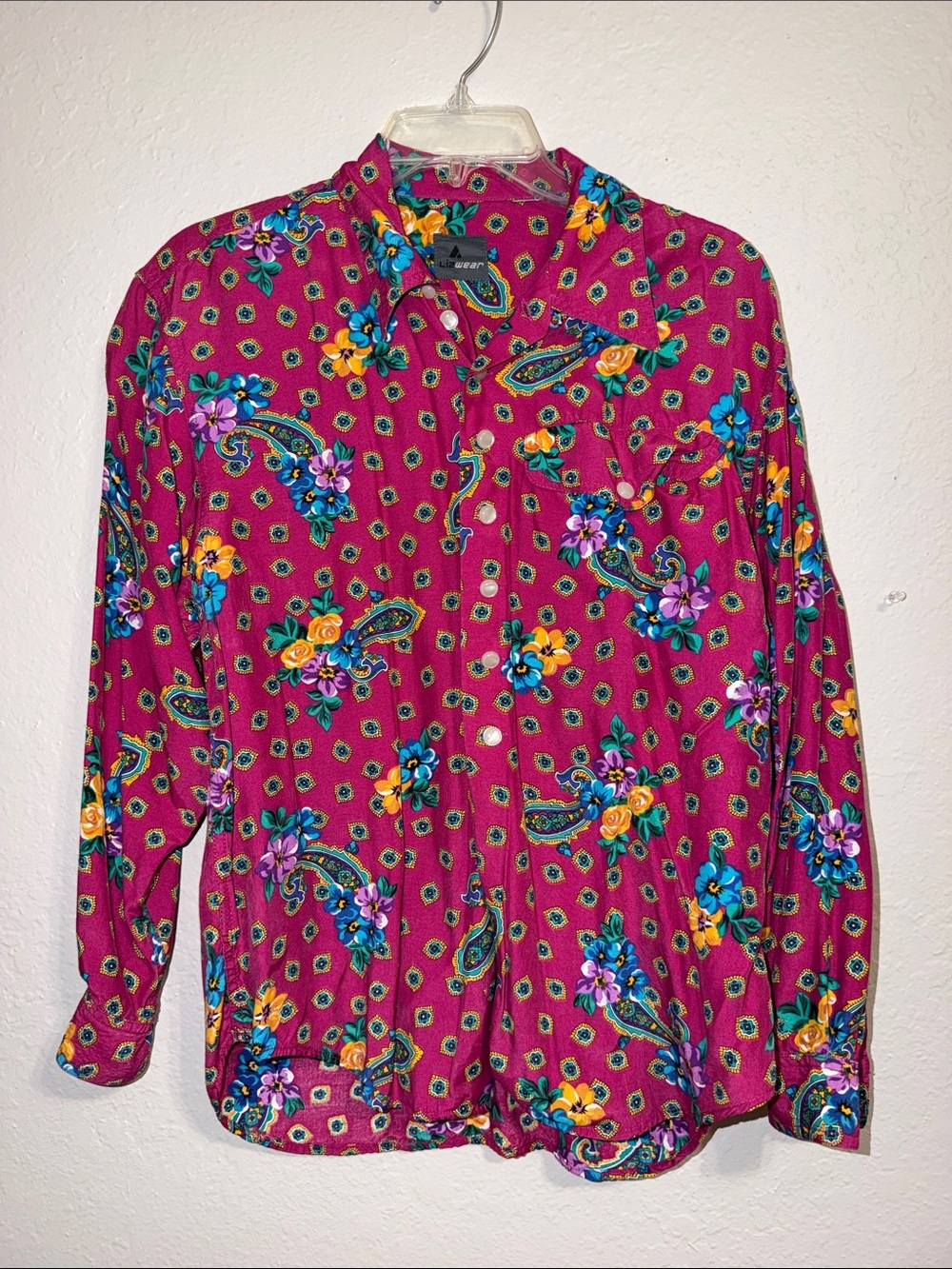 Vintage floral pink paisley blouse faux pearl buttons cottagecore granny